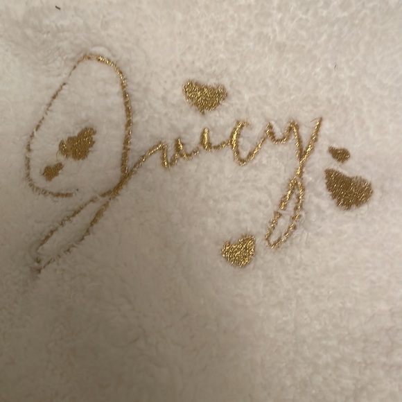 NWT Juicy couture girls 2piece set.Size 4t. Fleece hoody with branded leggings. - Picture 6 of 15